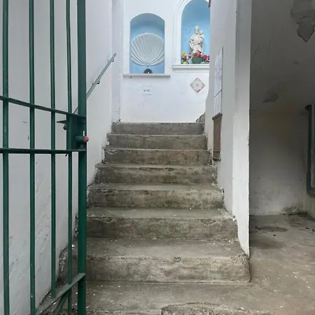 Mariagrazia Oda ve Kahvaltı *